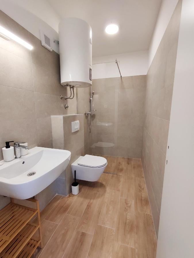 Brand New Apt W Balcony & Perfect Seaview At Center هفار المظهر الخارجي الصورة